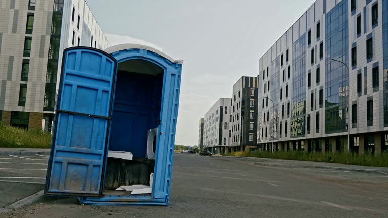Best Deluxe Portable Toilet Rental  in Williamsburg, VA